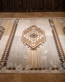 southwestern rug with neutral color tones