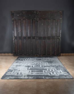 Distressed Bounty Asphalt Rug
