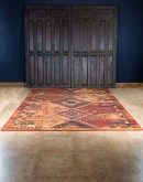 southwestern rug with neutral color tones