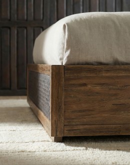 TX Cross Hatch Panel Bed