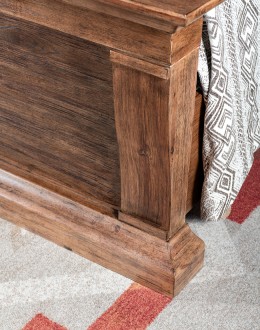 TX Corbel Wooden Bed