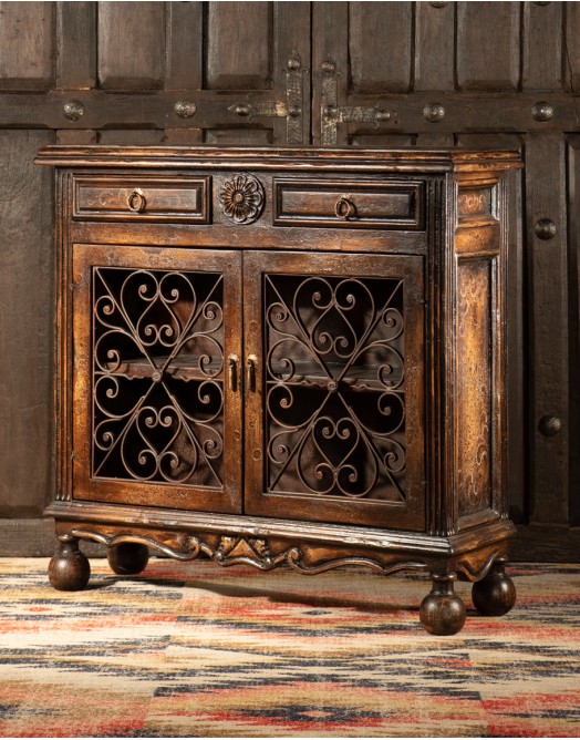 Avila Chest
