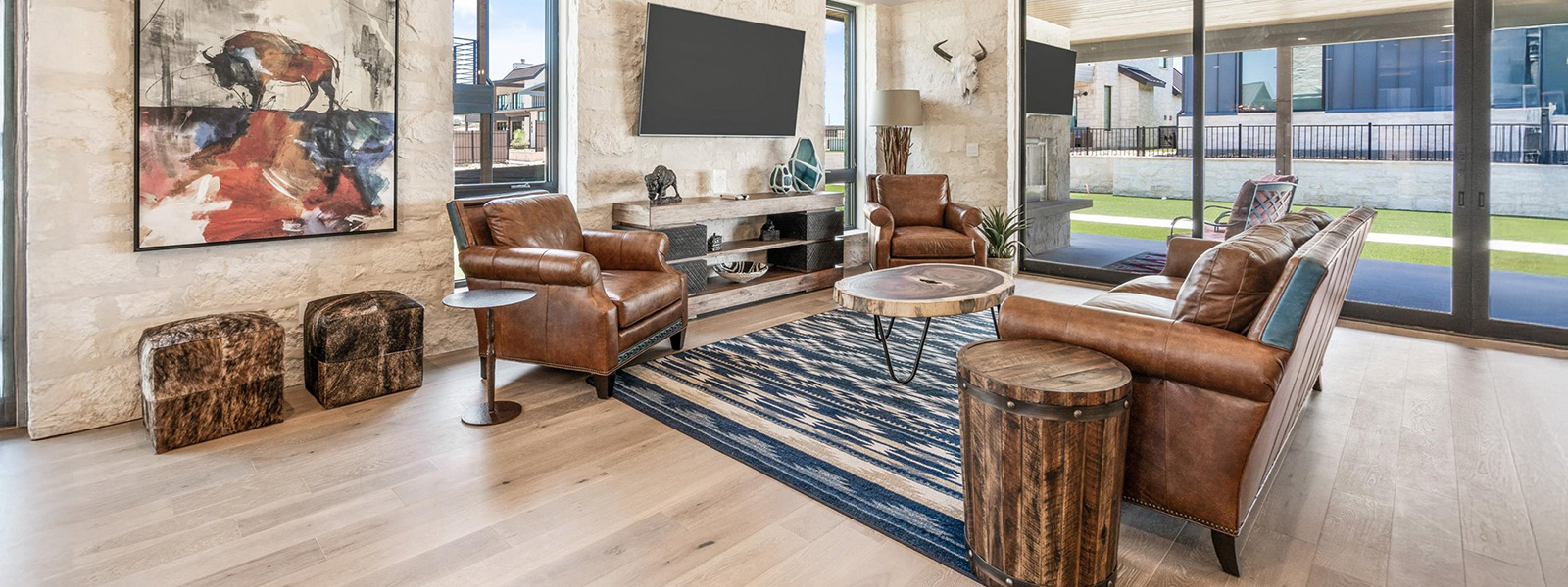Western Style Leather Sofas