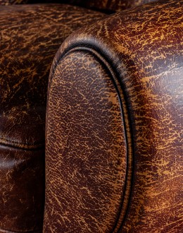 Classic Leather Cigar Chair Classic Leather Cigar Chair