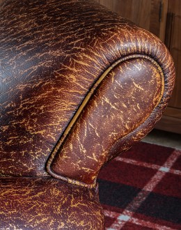 Classic Leather Cigar Chair Classic Leather Cigar Chair