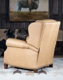 Discover the Bronco Sandstone Recliner, the epitome of American craftsmanship. Featuring top-grain leather, shearling cushions, and optimal support, it combines timeless design with ultimate comfort