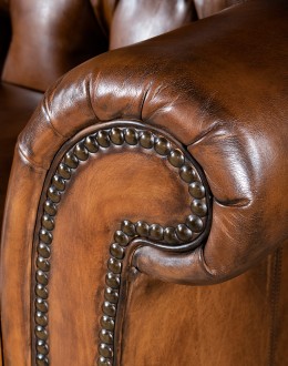 high quality leather chesterfield sofa,chesterfield sofa with dark saddle leather