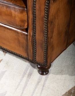 high quality leather chesterfield sofa,chesterfield sofa with dark saddle leather