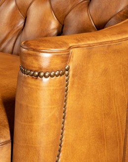 large curved leather sofa,curved sectional sofa made with saddle leather,tufted curved leather sofa