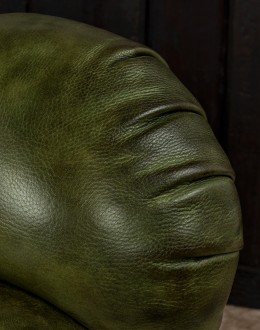 Daphne Chesterfield Sofa Daphne Chesterfield Sofa