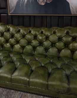 Daphne Chesterfield Sofa Daphne Chesterfield Sofa