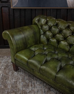 Daphne Chesterfield Sofa Daphne Chesterfield Sofa