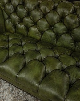 Daphne Chesterfield Sofa Daphne Chesterfield Sofa
