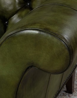 Daphne Chesterfield Sofa Daphne Chesterfield Sofa