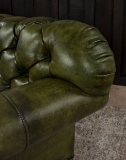 Daphne Chesterfield Sofa Daphne Chesterfield Sofa