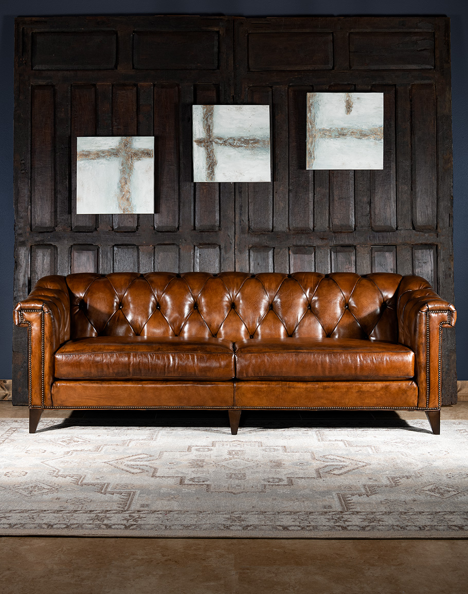 Begrænsning politi forholdsord Lockwood Leather Chesterfield Sofa | American Made - Adobe ...