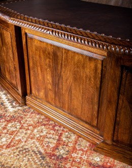 Wrangler Ranch Executive Desk