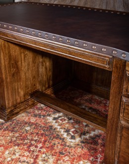 Wrangler Ranch Executive Desk