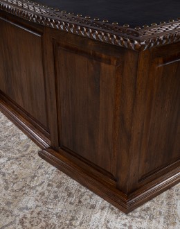 Wrangler Ranch Executive Desk