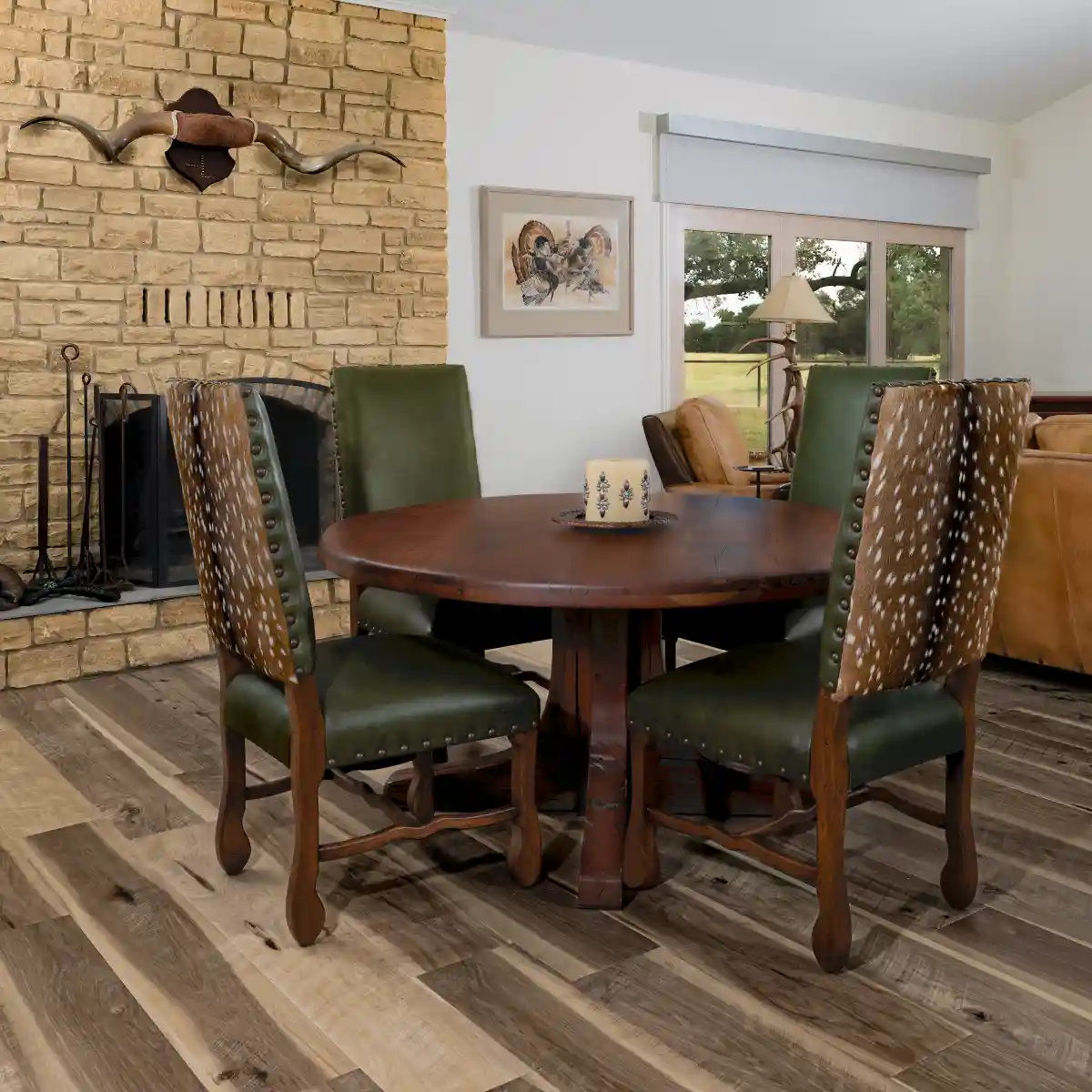 TX Round Dining Table