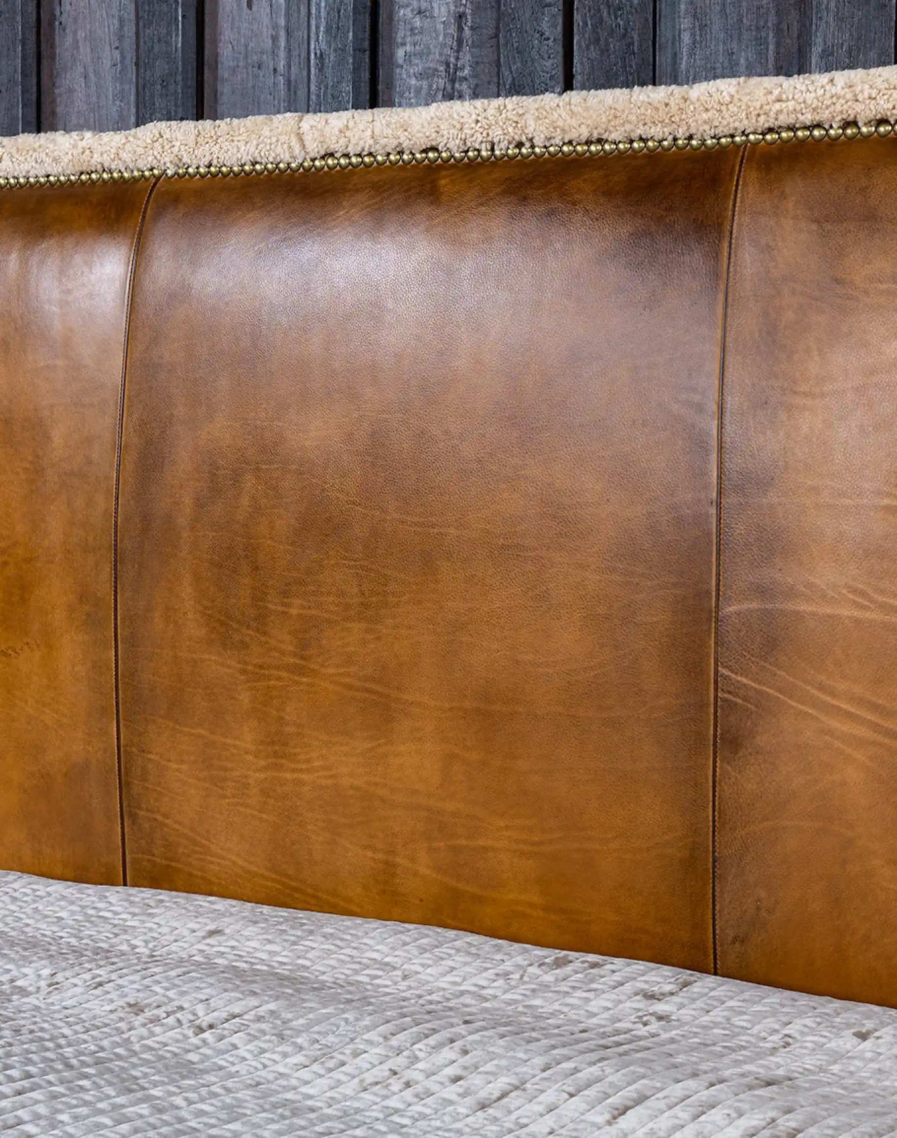Berne Leather Bed - Image 7